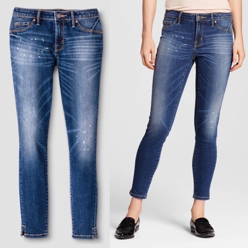 Mossimo Mid-Rise Jegging in Size 6 / 28 with Paint Splatter Detail